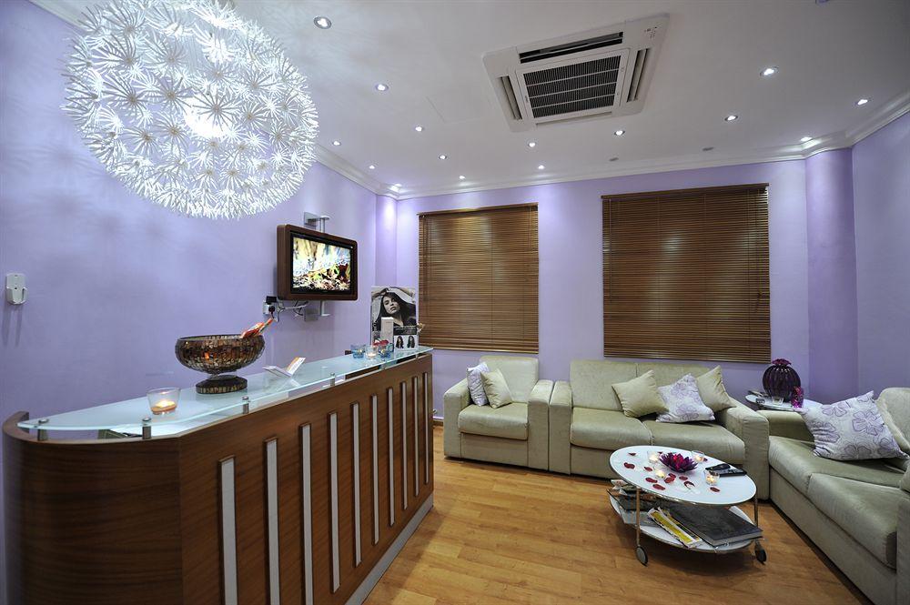 Spa Oman Palm Hotel Suites