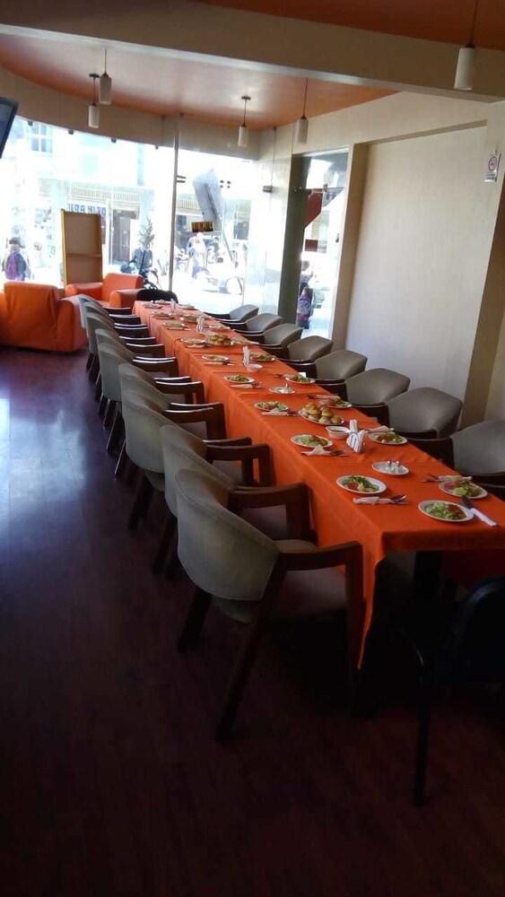 Sala de Reuniones Hotel La Paz