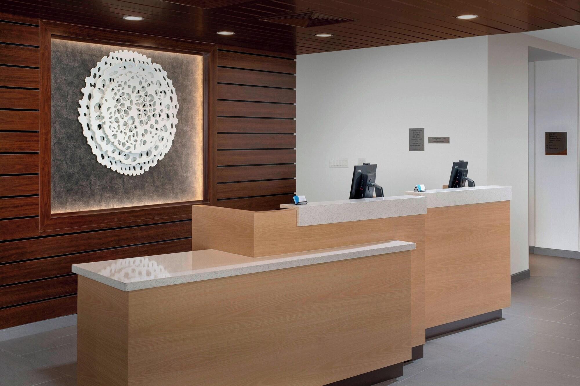 Vista Lobby Fairfield Inn & Suites by Marriott Miami Airport West/Doral