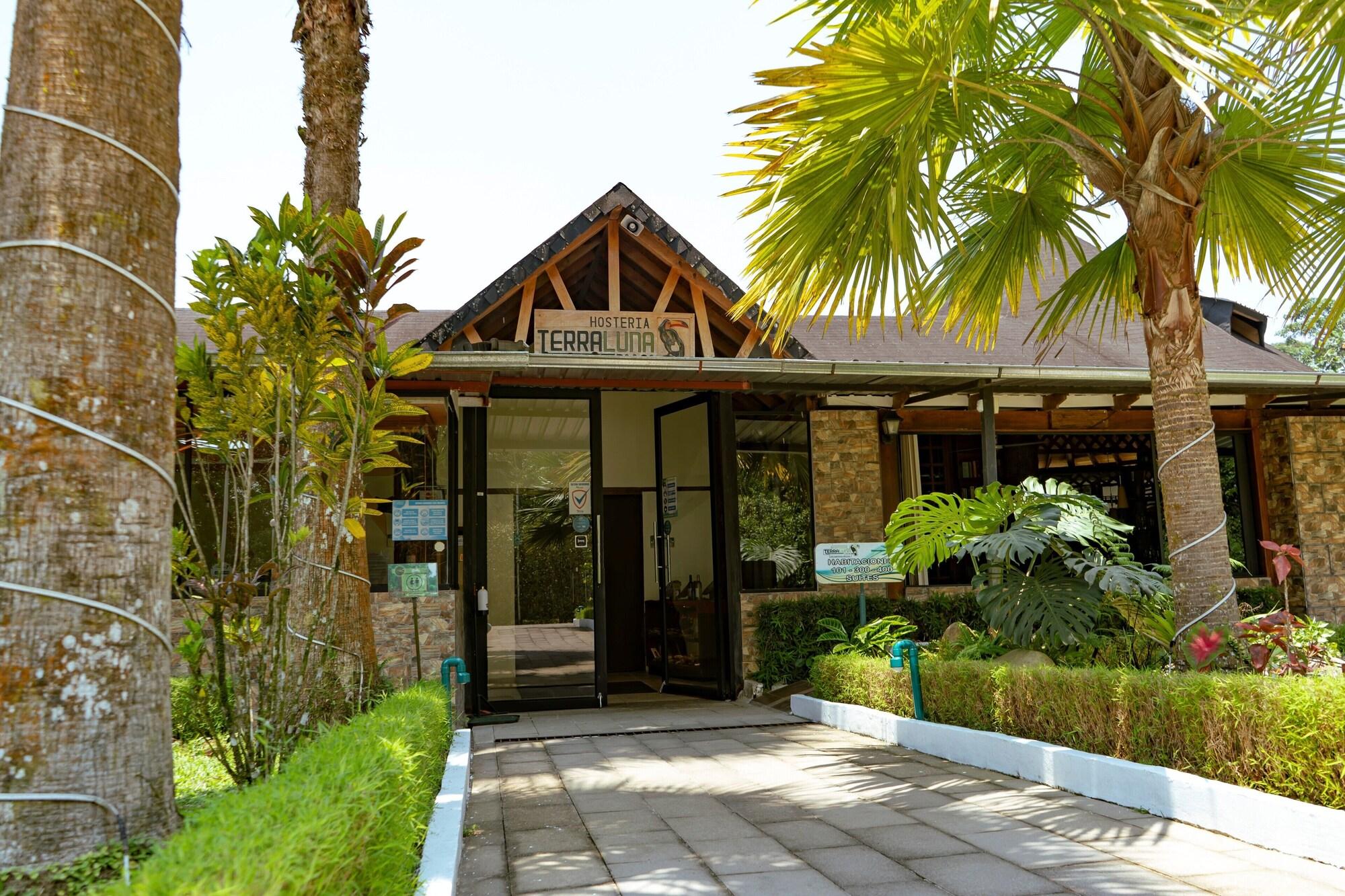 Vista Lobby Hosteria Terra Luna Lodge