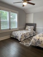 Alquiler Vacacional - Chic, Modern Luxury in the Heart of Vehicle City