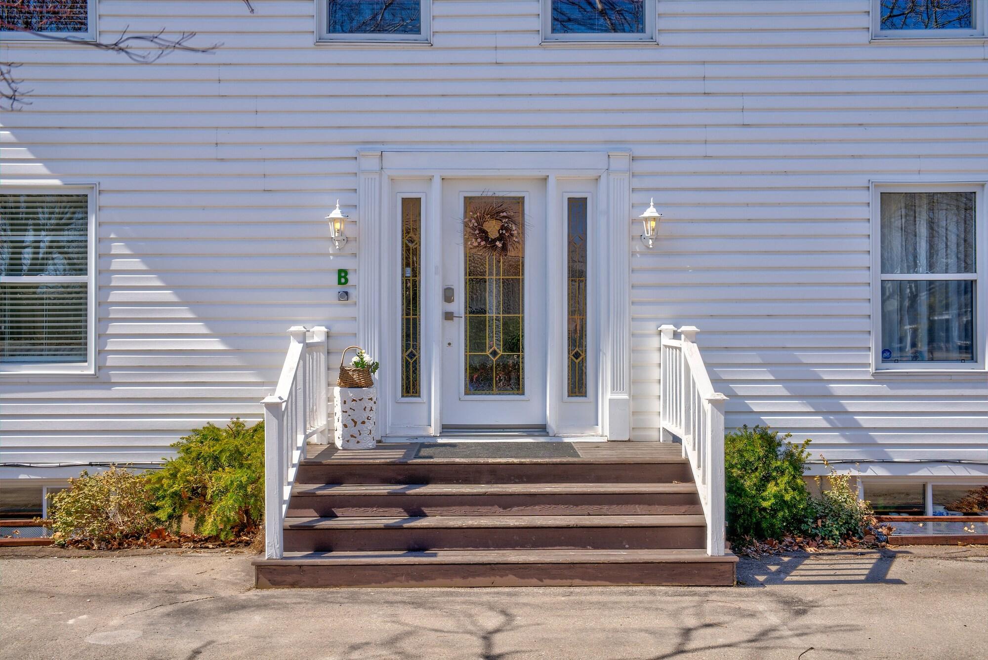 Vista Exterior Finlay House Bed and Breakfast Niagara - on - the - Lake