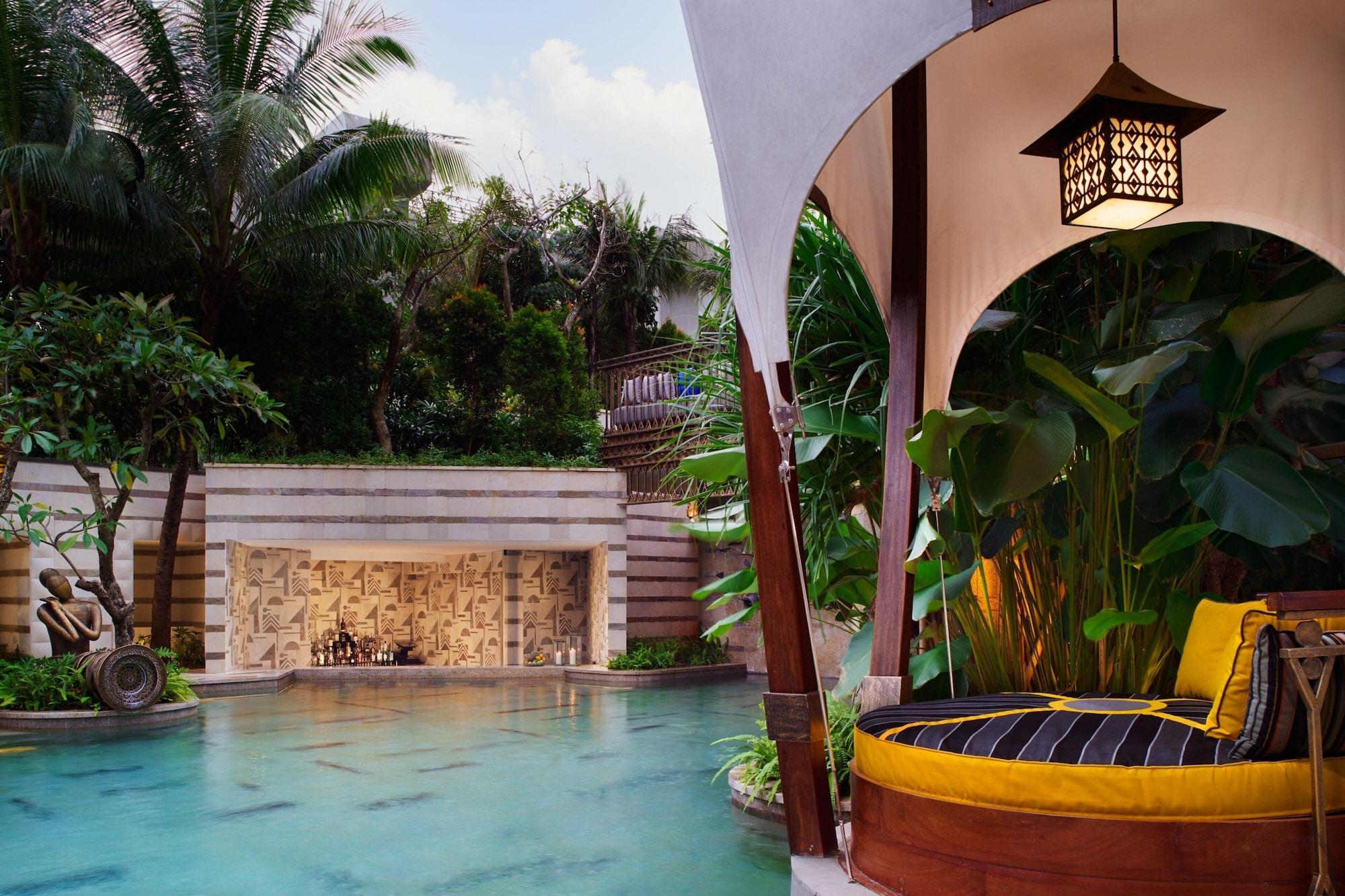 Vista Piscina The St. Regis Jakarta