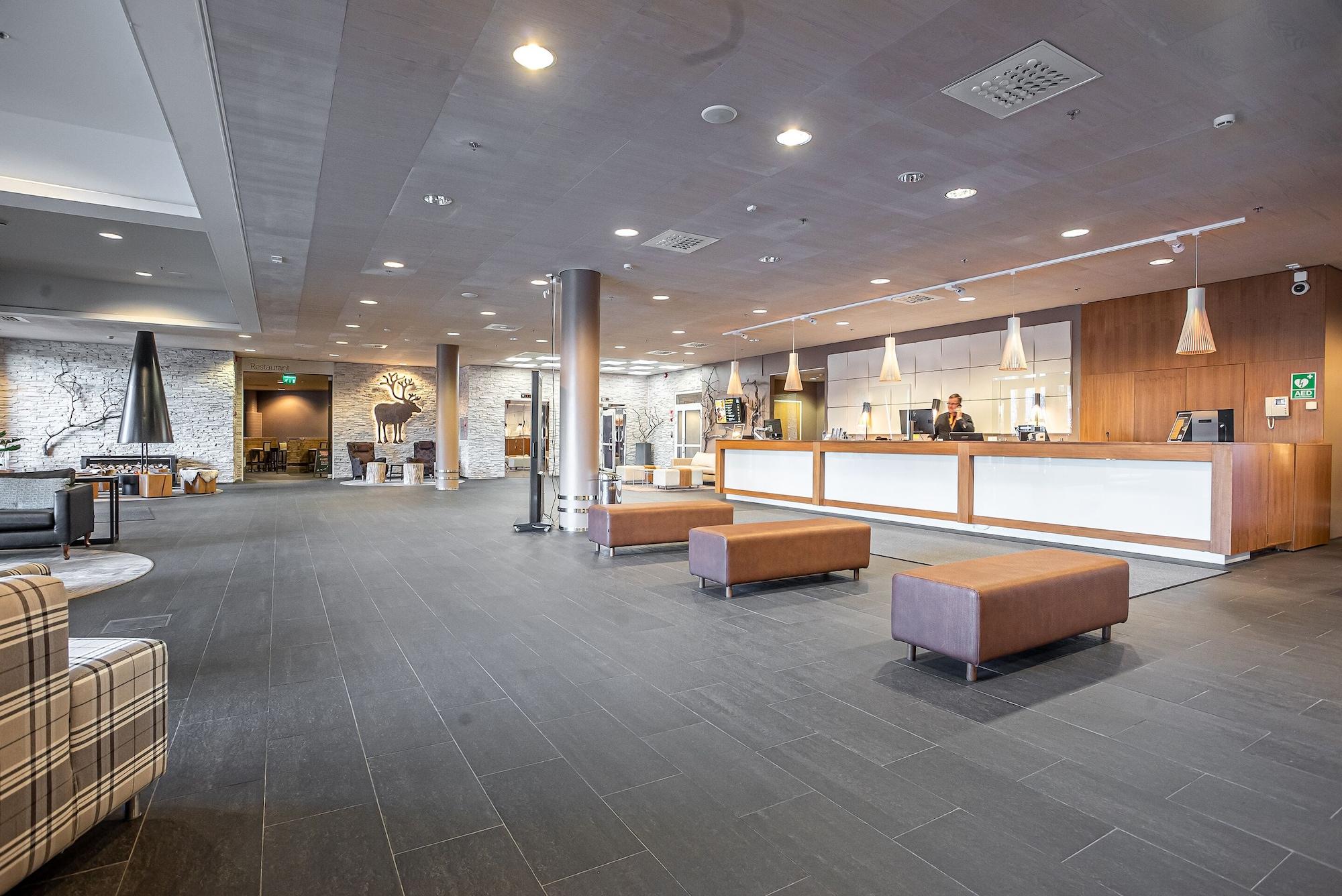 Vista Lobby Hotel Levi Panorama