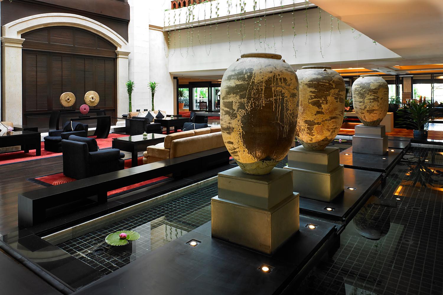 Vista Lobby Anantara Riverside Bangkok Resort