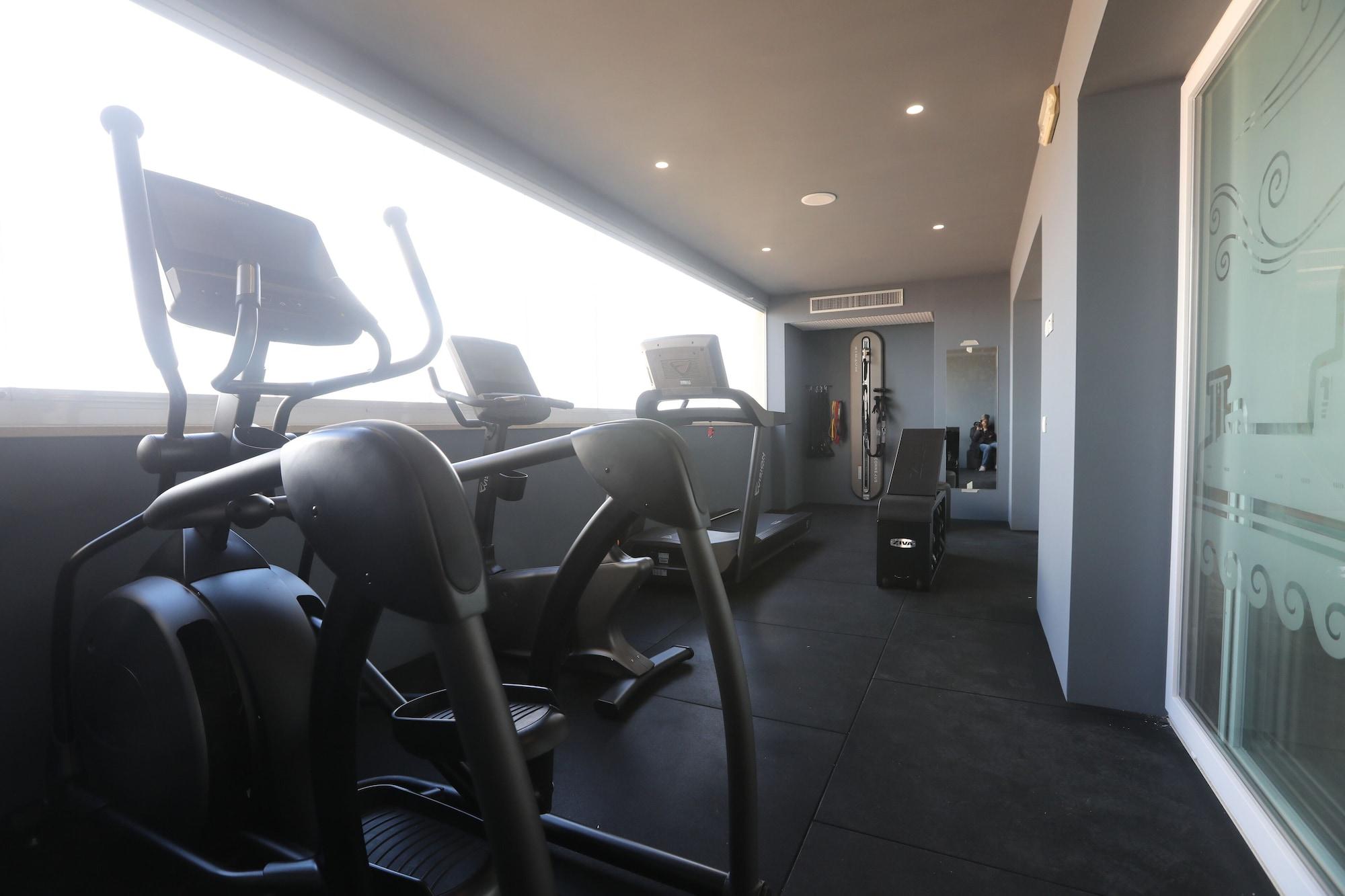 Gimnasio Hotel Tiber Rooftop & Wellness
