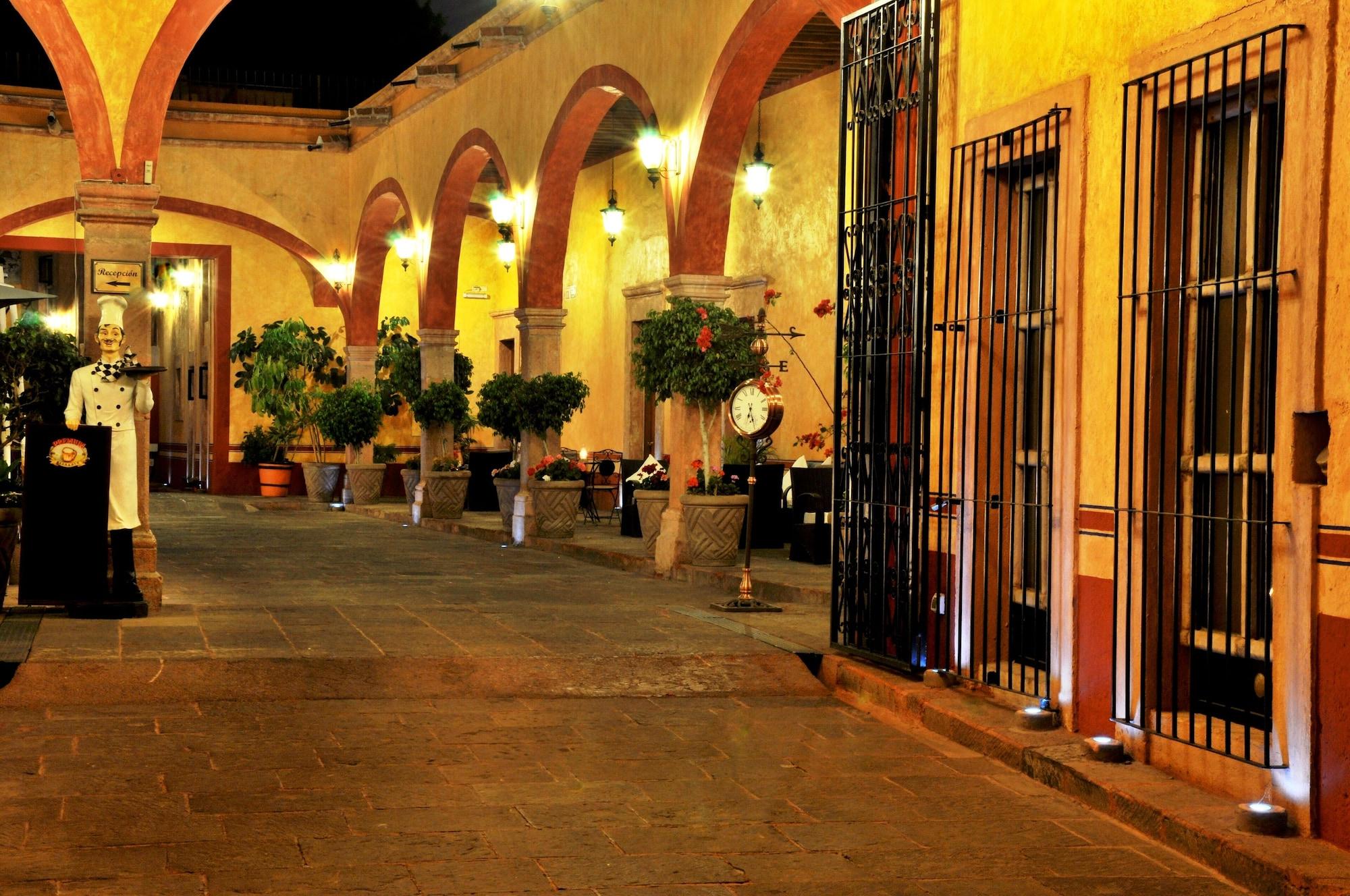 Vista Exterior Hotel Quinta Santiago