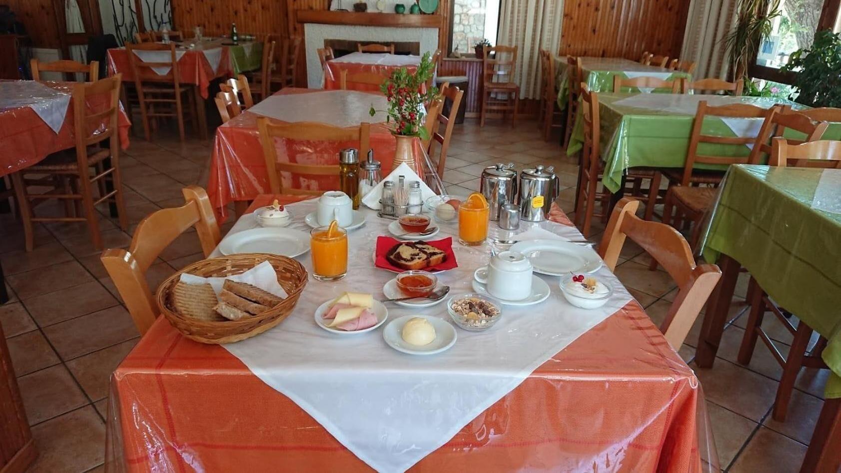 Restaurant Neos Omalos