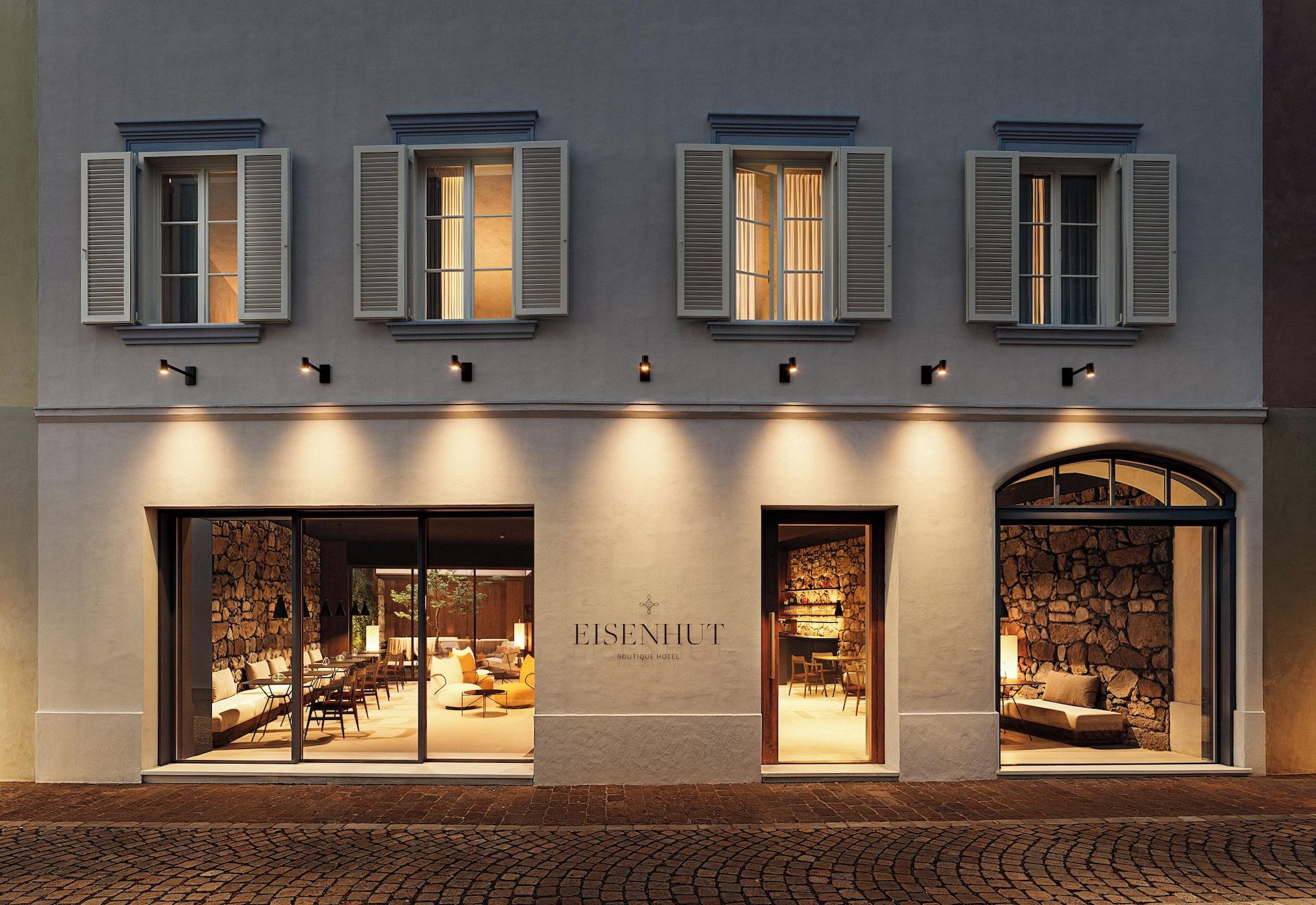 Vista Exterior Eisenhut Boutique Hotel