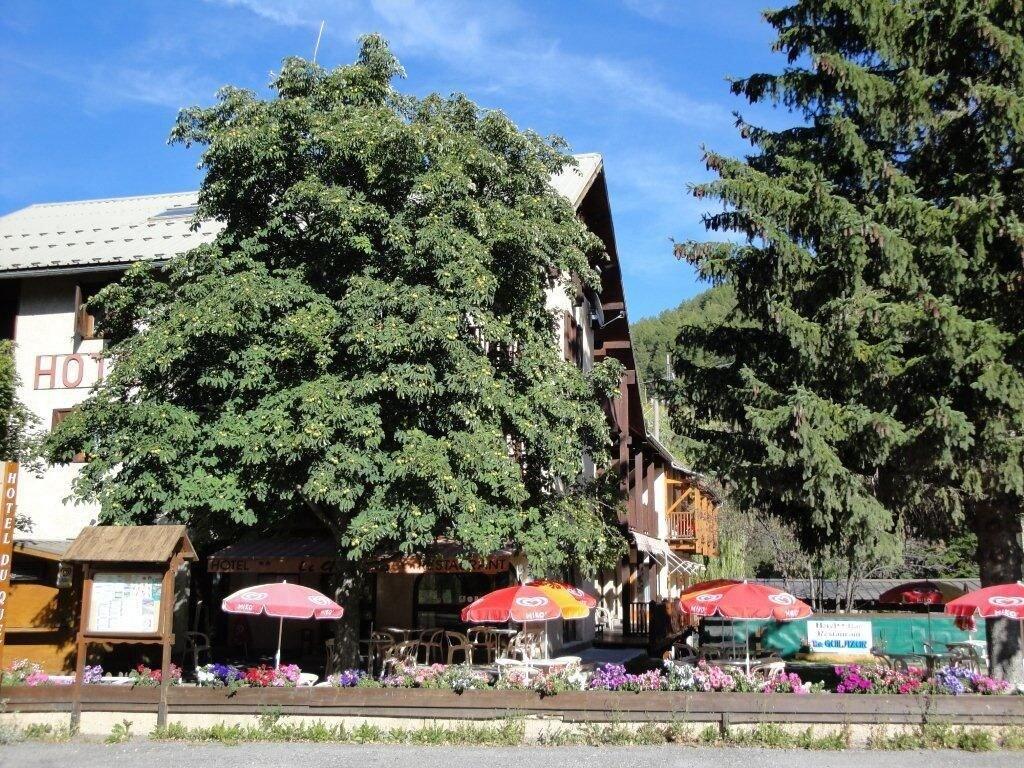 Vista Exterior Hotel Le Guilazur