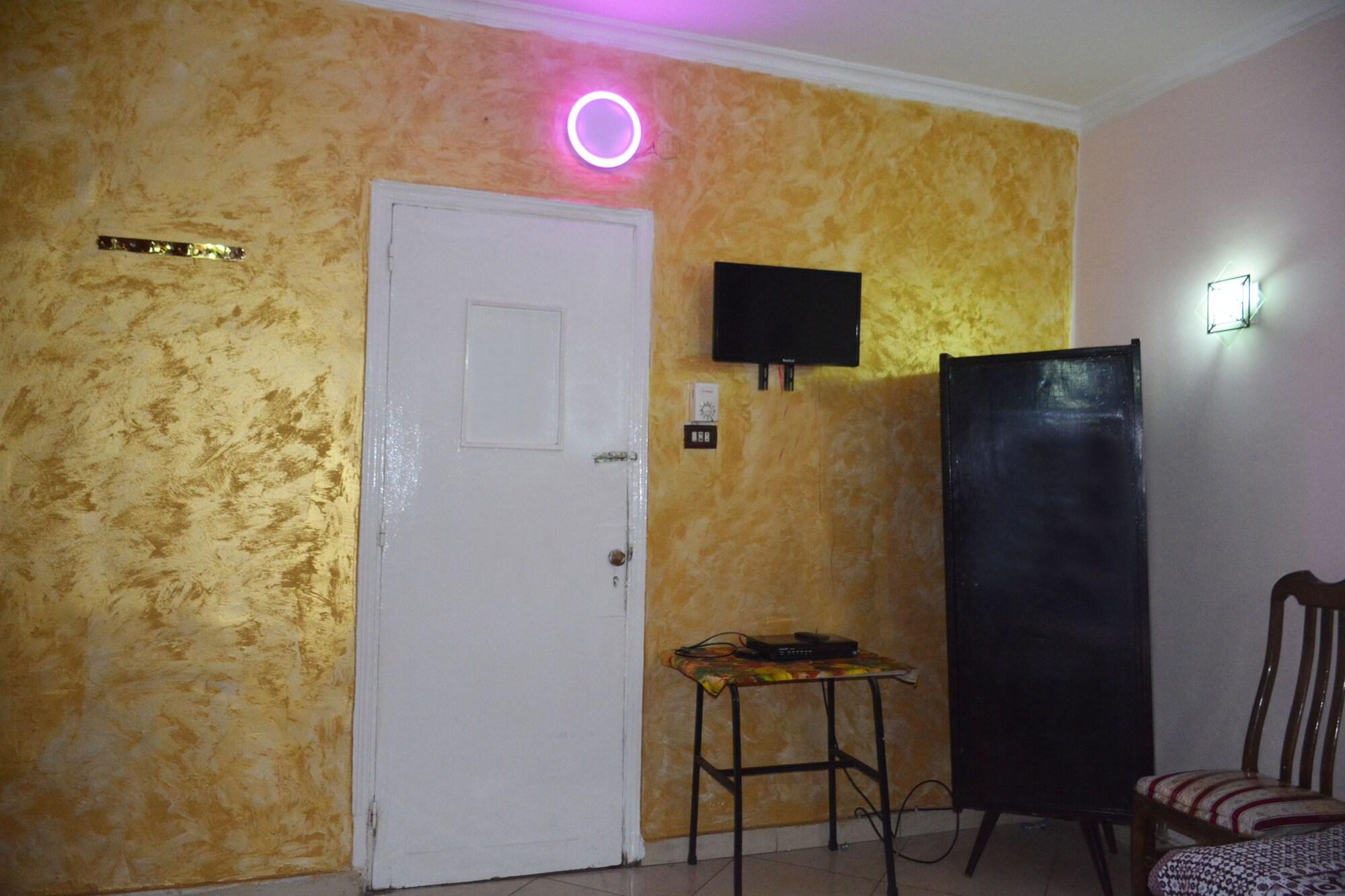 Set de Habitación City Hostel