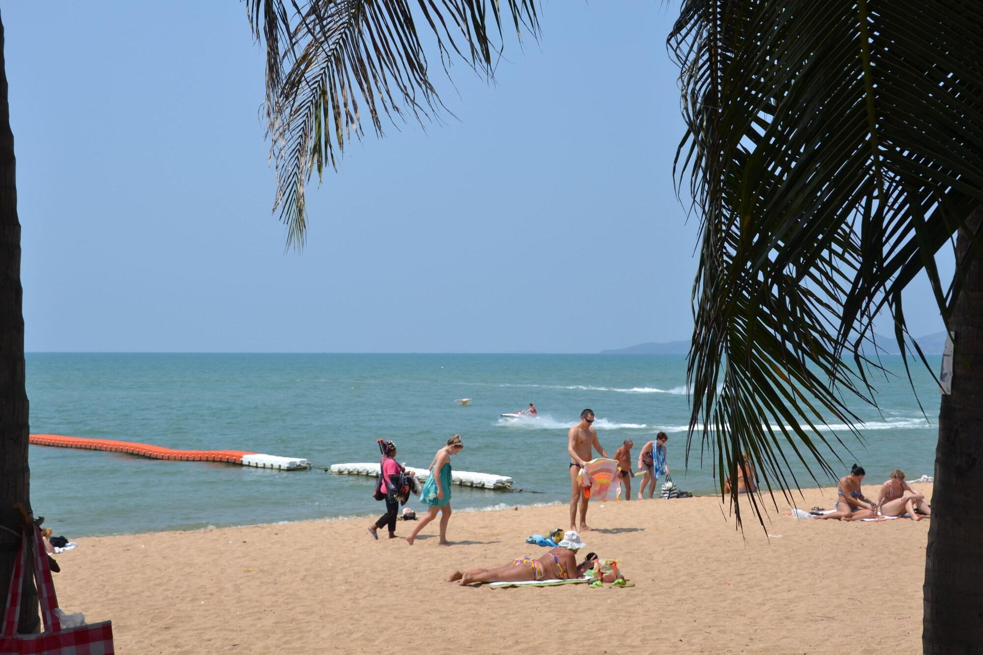 Playa Jardin Hotel