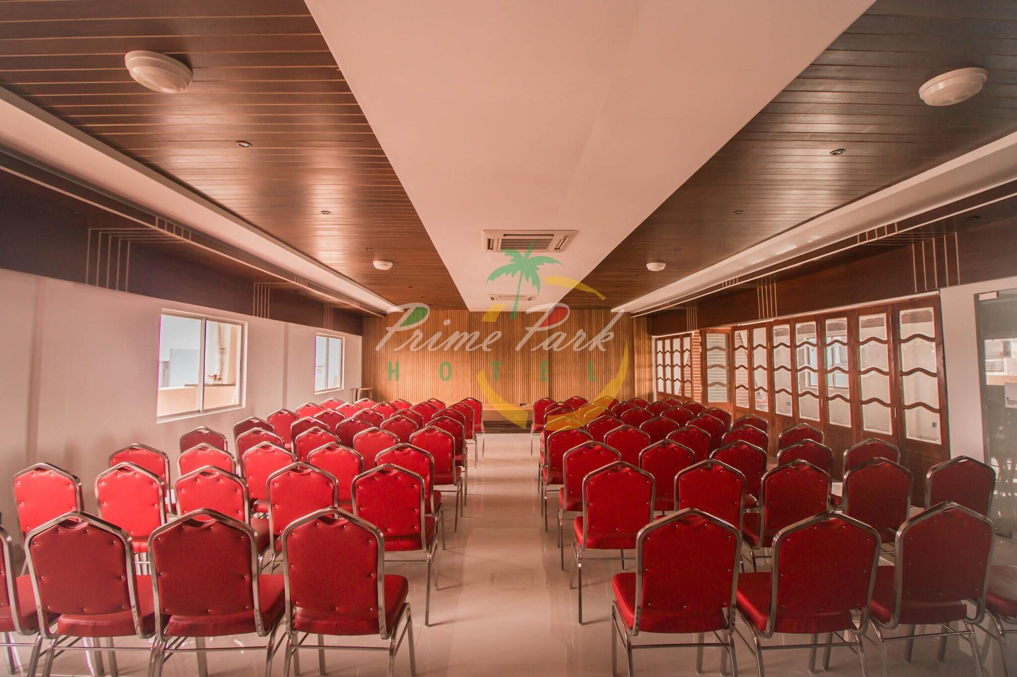 Centro de Negocios Prime Park Hotel