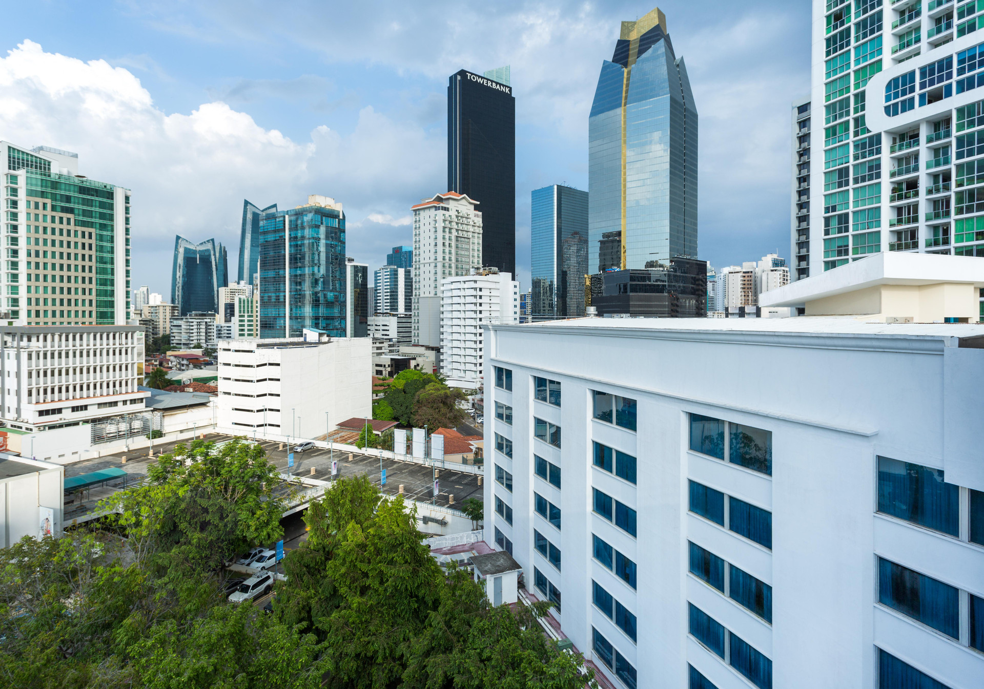 Vista Exterior Studio Coliving