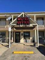 Alojamiento - All Star Inn