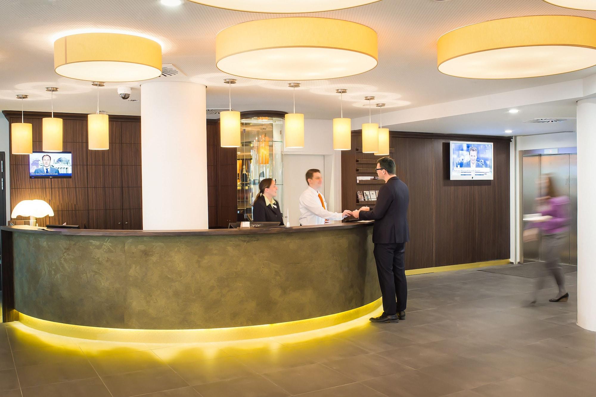 Vista Lobby Stadthotel am Römerturm