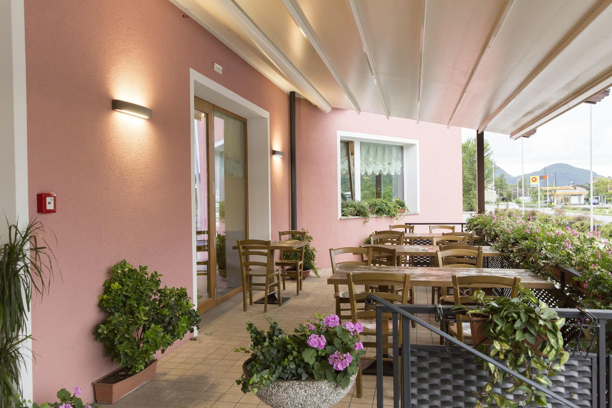 Varios Alma Living Hotel