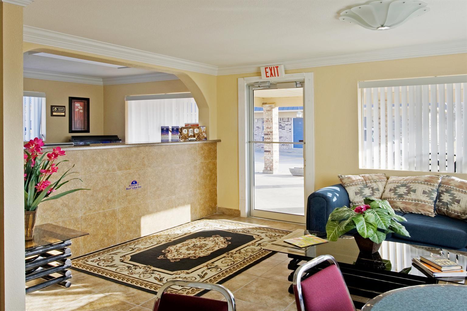 Vista Lobby Americas Best Value Inn Gainesville, TX