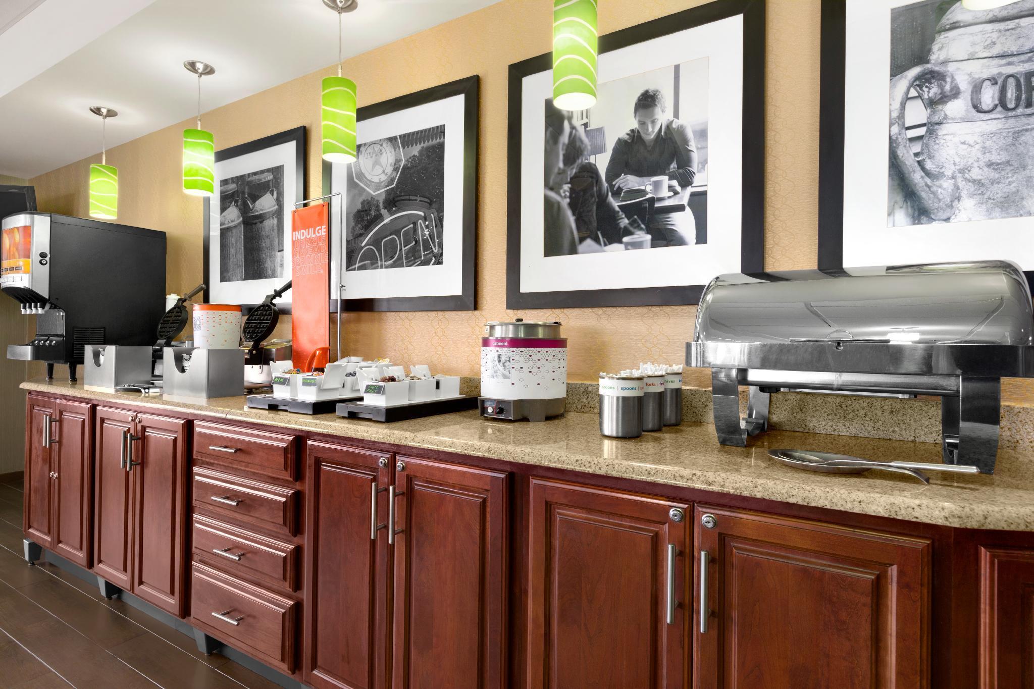 Restaurant Hampton Inn Philadelphia Mt. Laurel