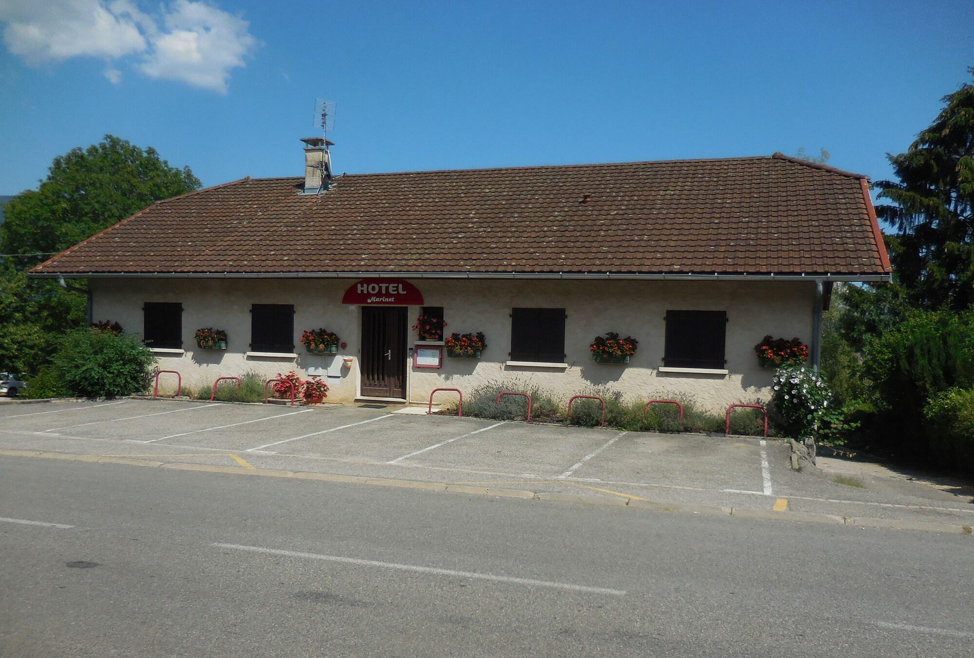 Vista Exterior Hôtel restaurant Marinet