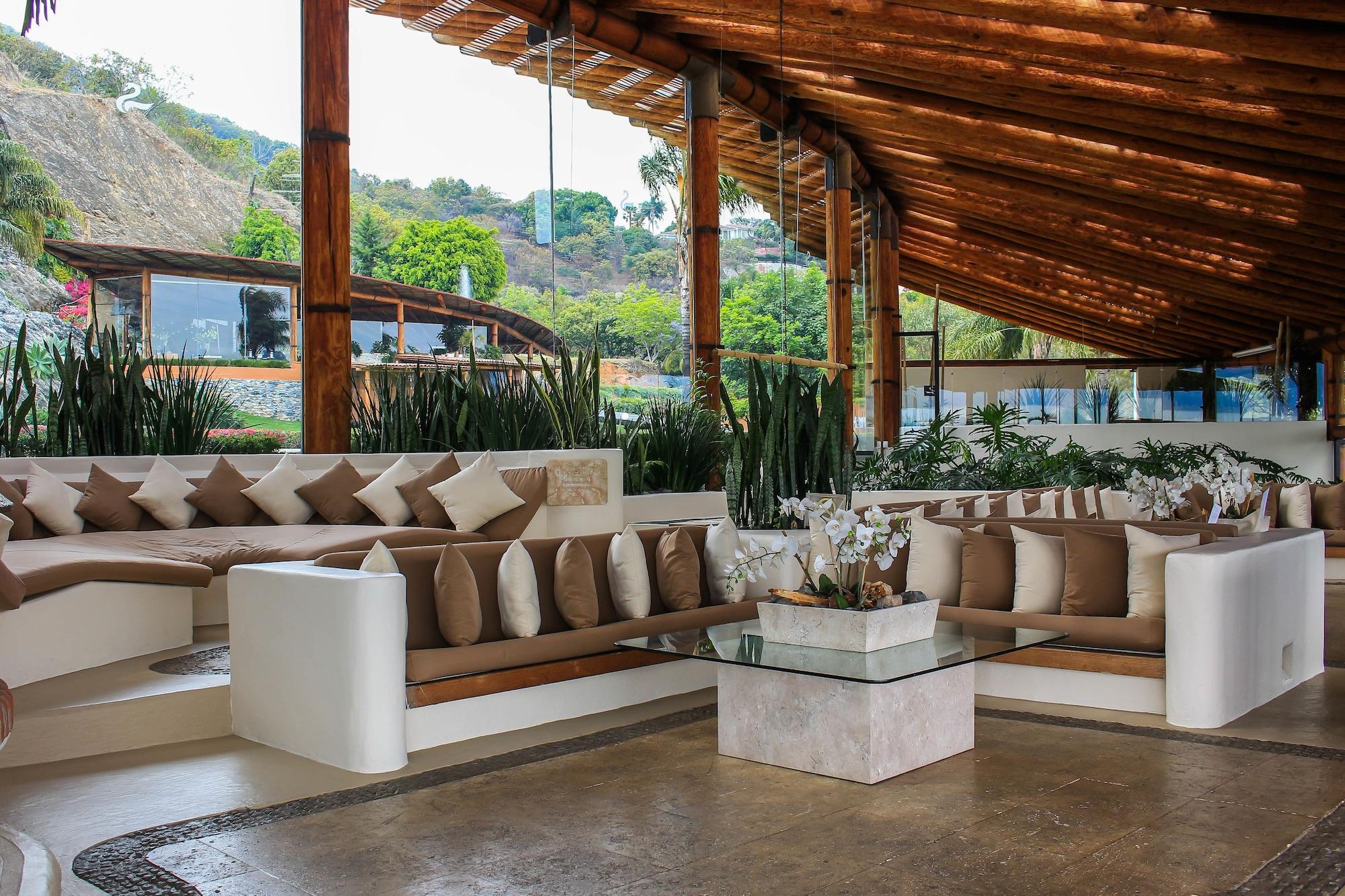 Vista Lobby El Santuario Resort & Spa