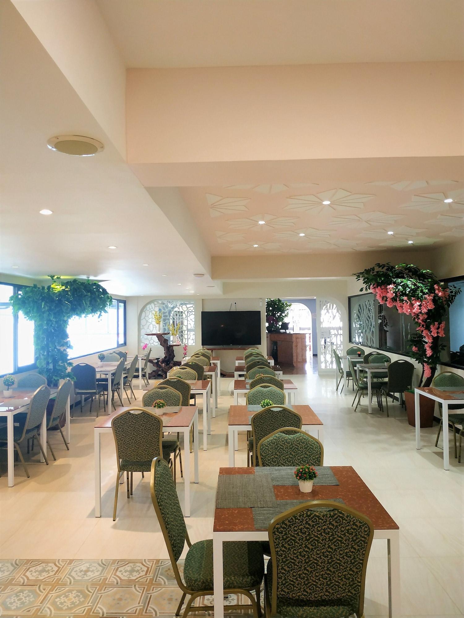 Restaurant Mine Home Hotel by Sovia