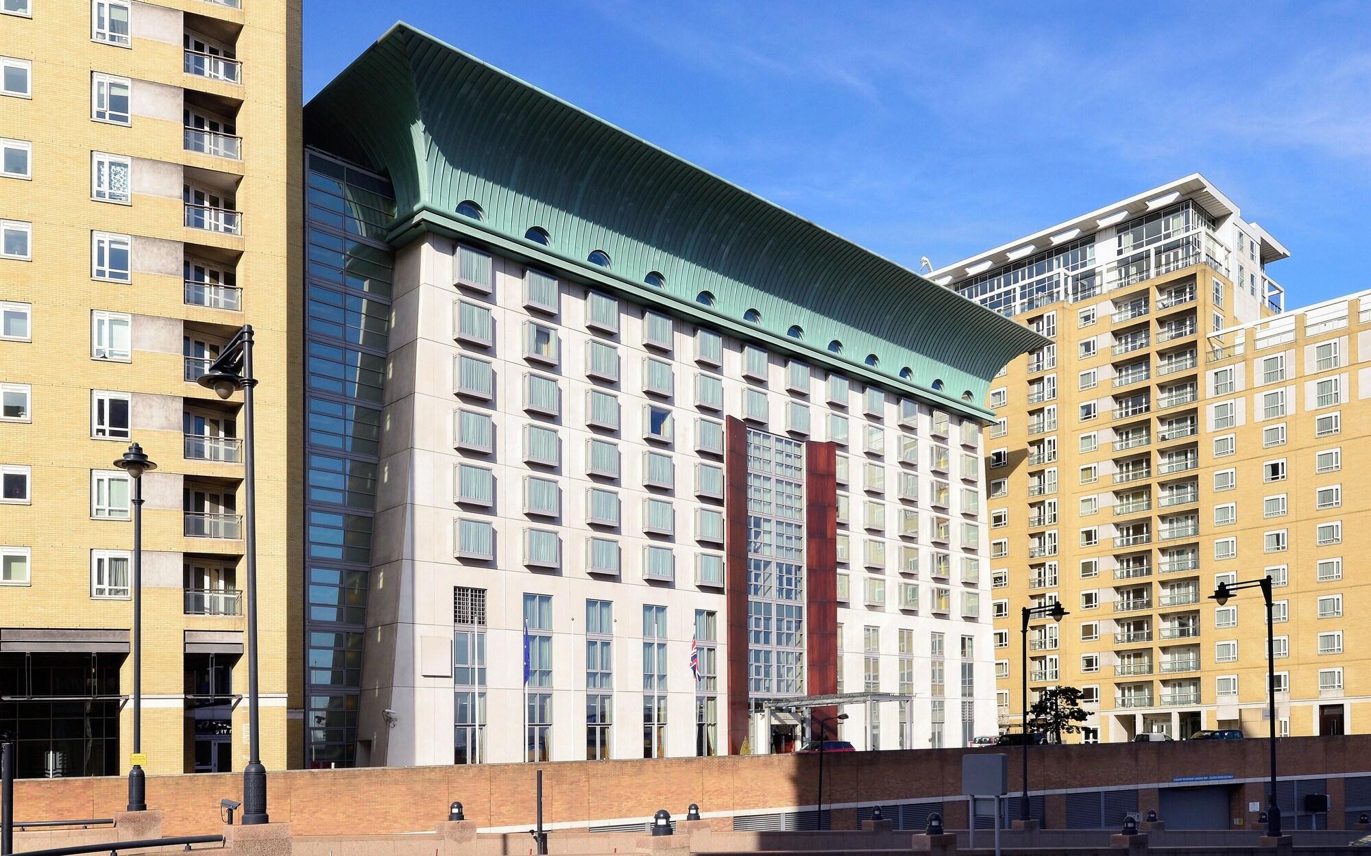 Vista Exterior Canary Riverside Plaza Hotel