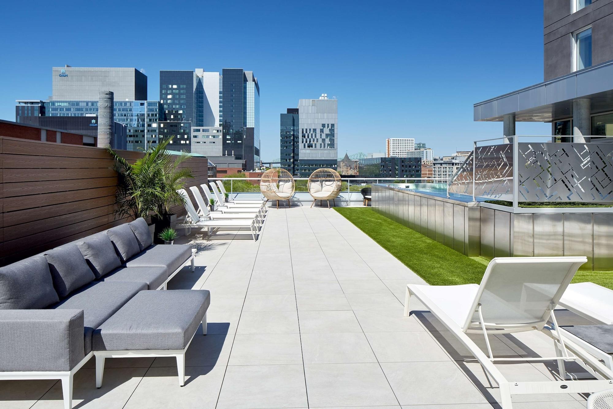 Vista Exterior Homewood Suites by Hilton Montreal Downtown, QC