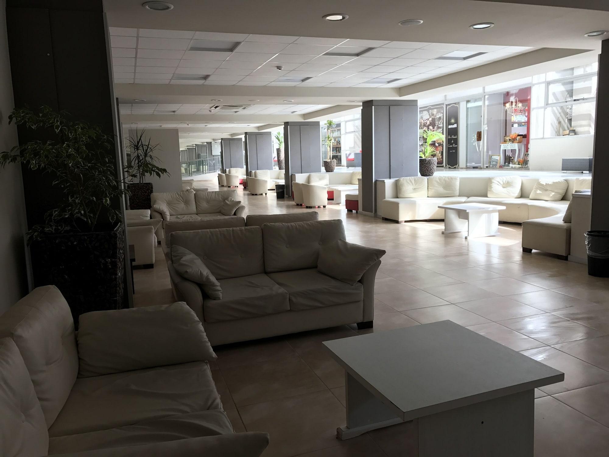 Vista Lobby Luz Y Fuerza San Bernardo - All Inclusive
