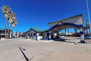 Alojamiento - Days Inn by Wyndham Safford, AZ