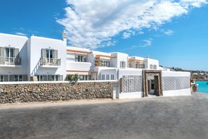 Alojamiento - Hotel Petinos