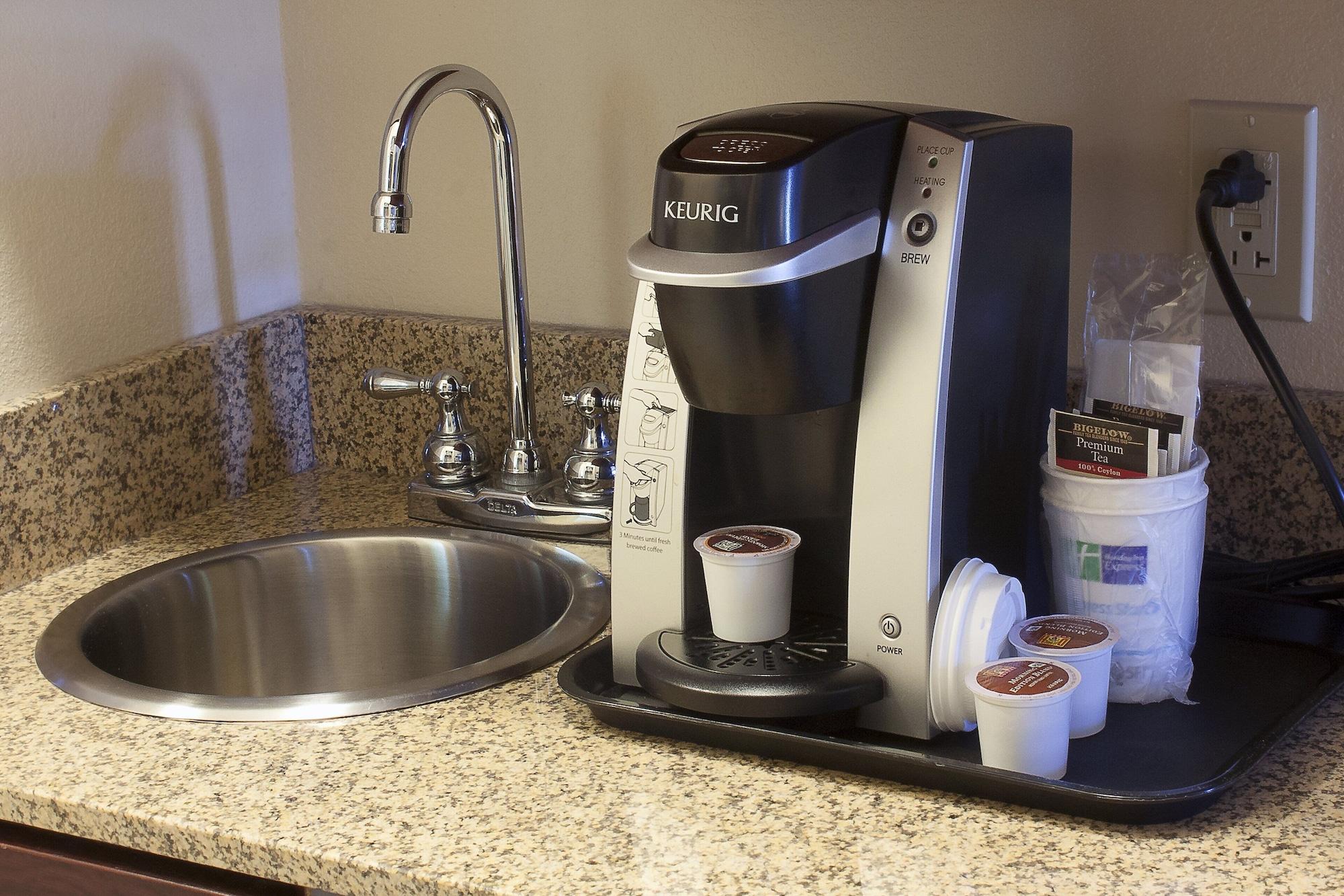 Set de Habitación Holiday Inn Express & Suites Youngstown West - Austintown by IHG