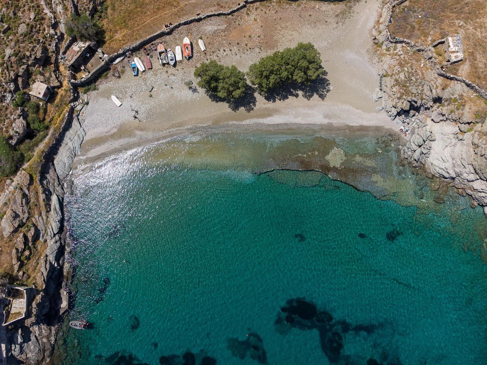 Playa Nalo Suites & Villas