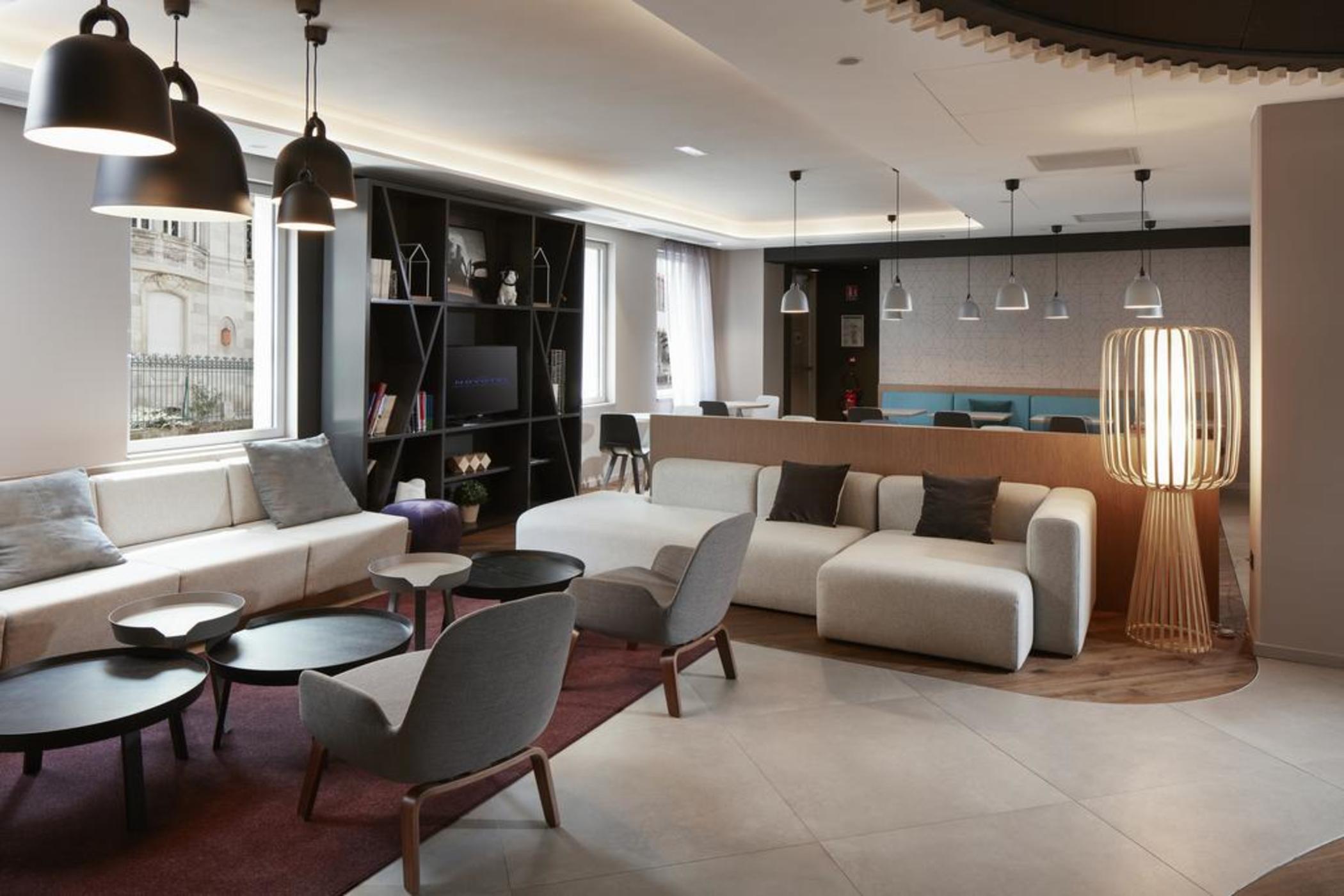 Vista Lobby Novotel Suites Colmar Centre