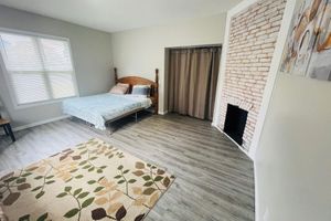 Alquiler Vacacional - Large 5BR Home- Near Hall of Fame -Sleeps 13 -Big Yard & Parking