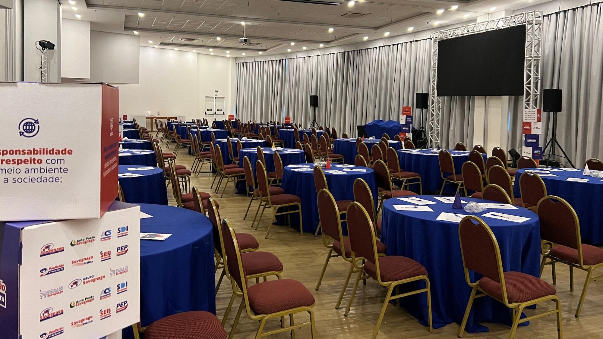 Sala de Reuniones Barretos Park Hotel