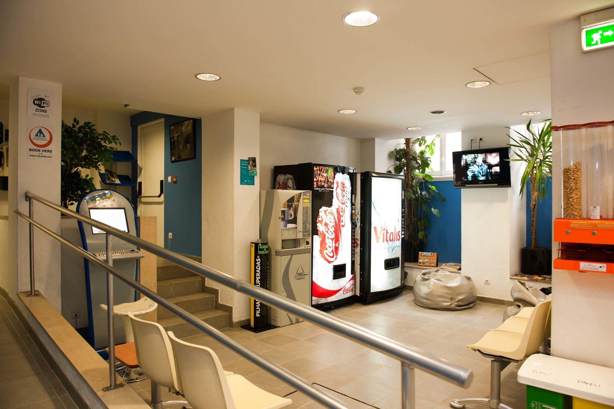 Vista Lobby HI Lisboa – Pousada de Juventude - Hostel