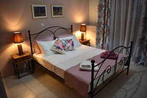 Alquiler Vacacional - Stravos Platanos 
Διαμέρισμα στην παραδοσιακή γειτονιά του Στραβού Πλάτανου