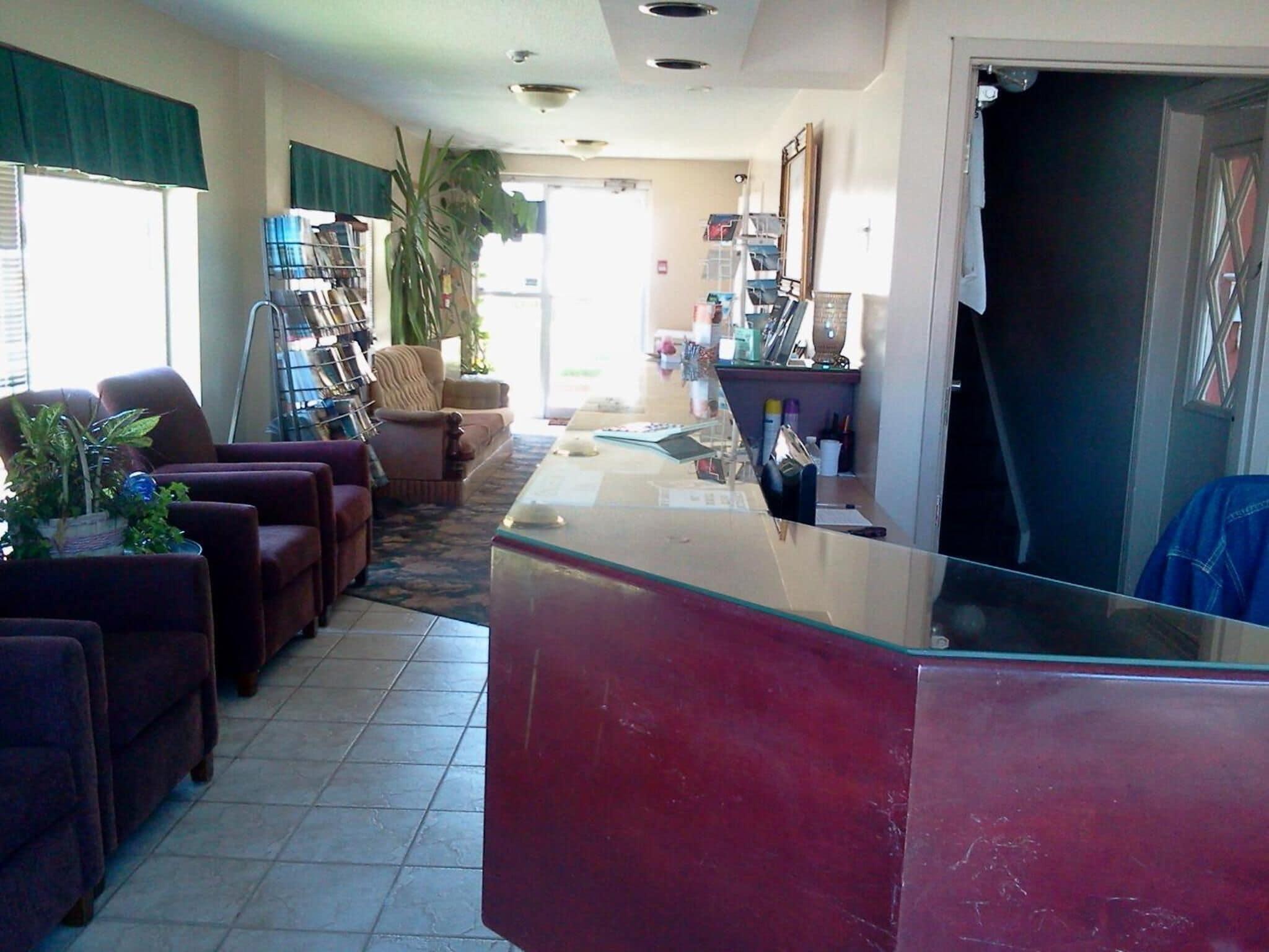 Vista Lobby Sunset Inn