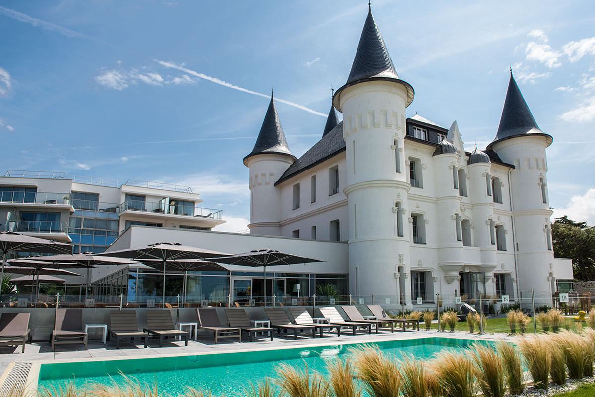 Vista Exterior Chateau Des Tourelles Hotel Thalasso Spa