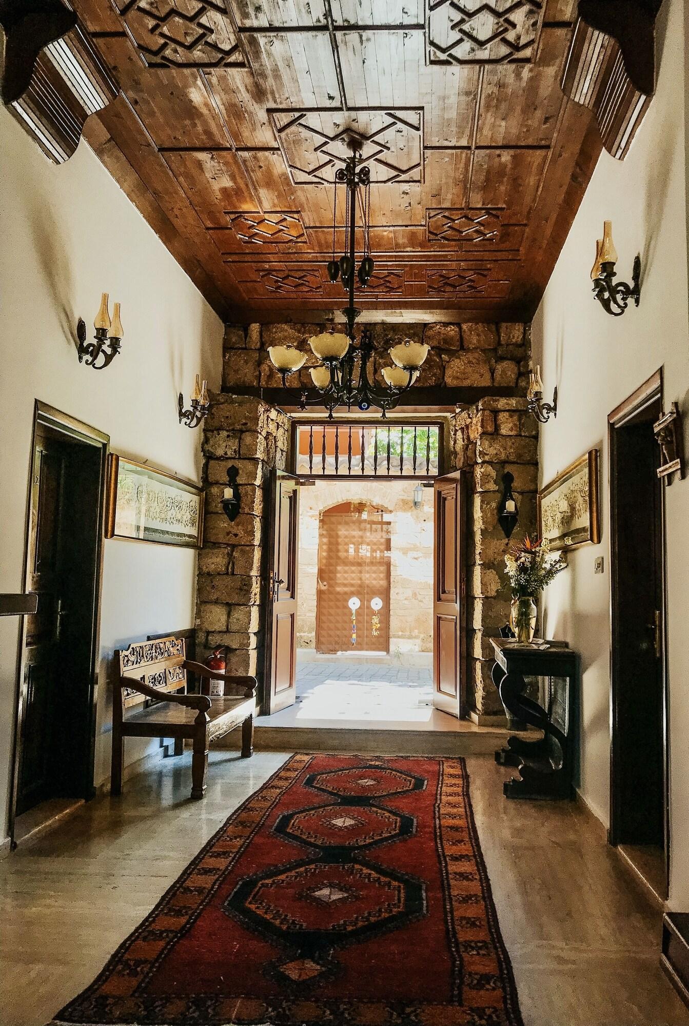 Vista Lobby Ninova Pension
