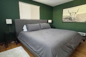 Alquiler Vacacional - Crown Hill Retreat - Hot Tub/Yard/Parking