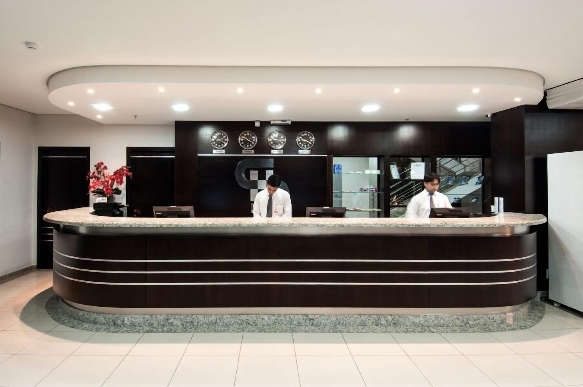 Vista Lobby Serras Hotel