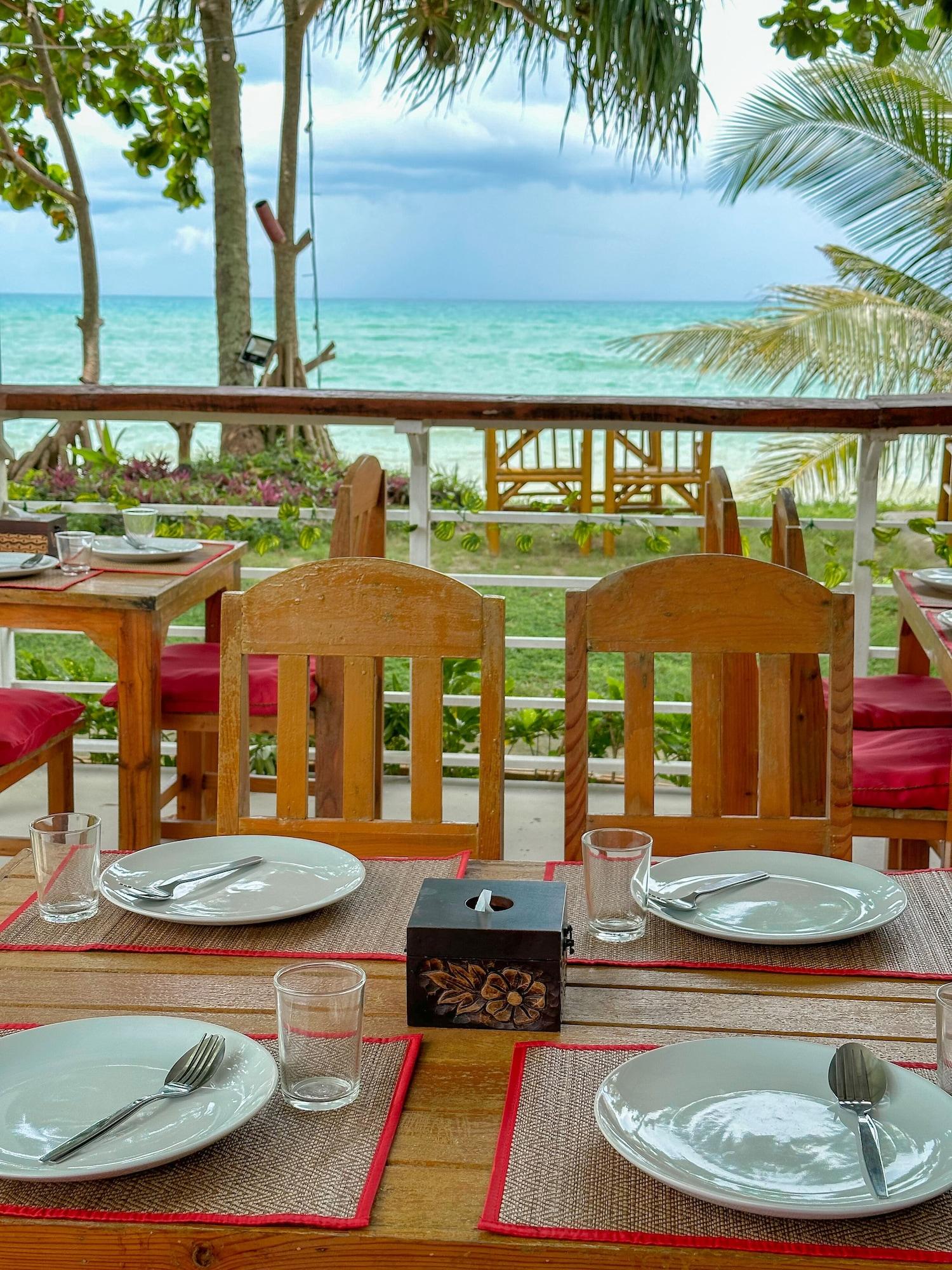 Restaurant Lanta A&J Klong Khong Beach