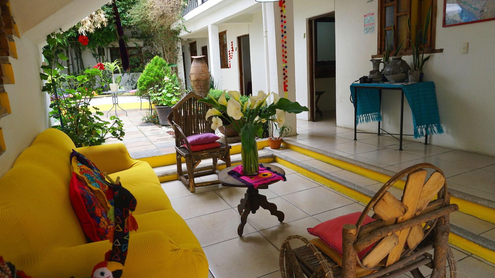 Vista Lobby Hotel Casa Mia