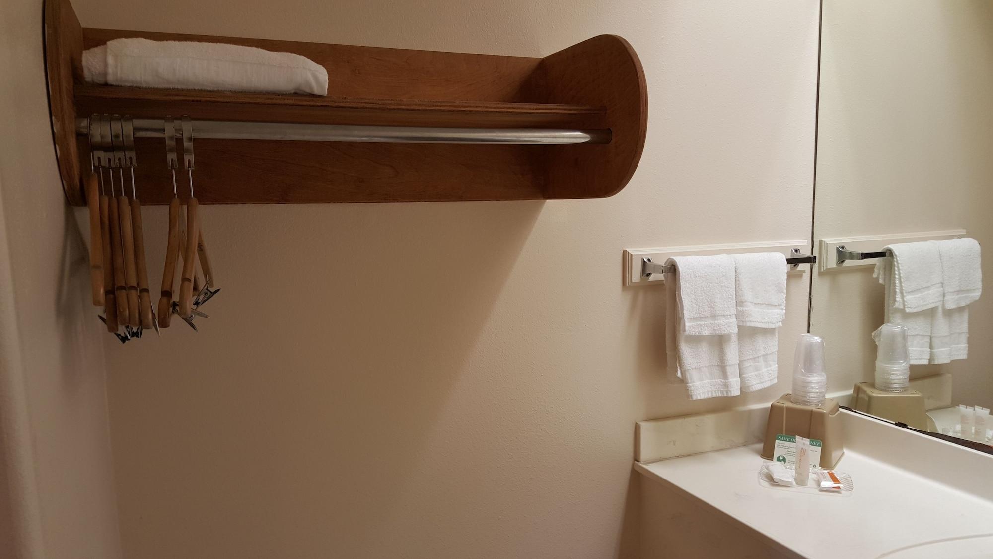 Set de Habitación Flamingo Inn