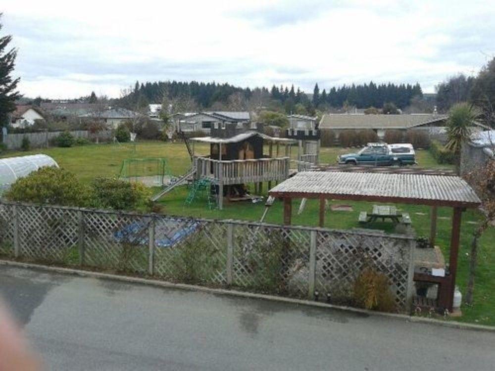 Varios Alpine View Motel
