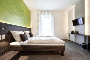 Alojamiento - Eee Hotel Traun