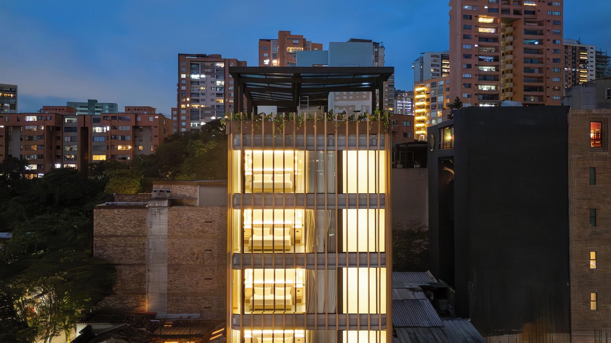 Varios LIN Boutique Hotel by HOUSY HOST