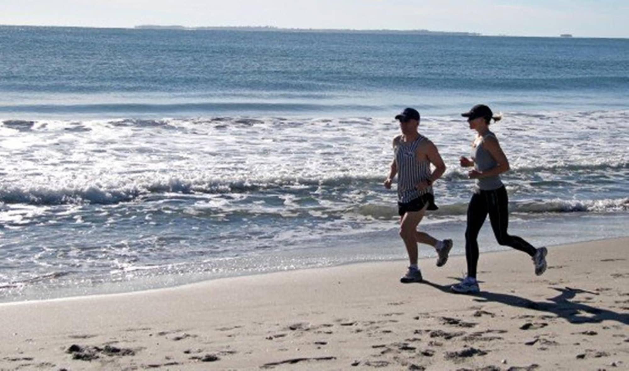 Playa Hotel Houston Suites